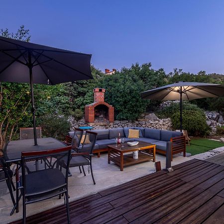 Apartment With Terrace And Mini Pool Green Gold 두브로브니크 외부 사진