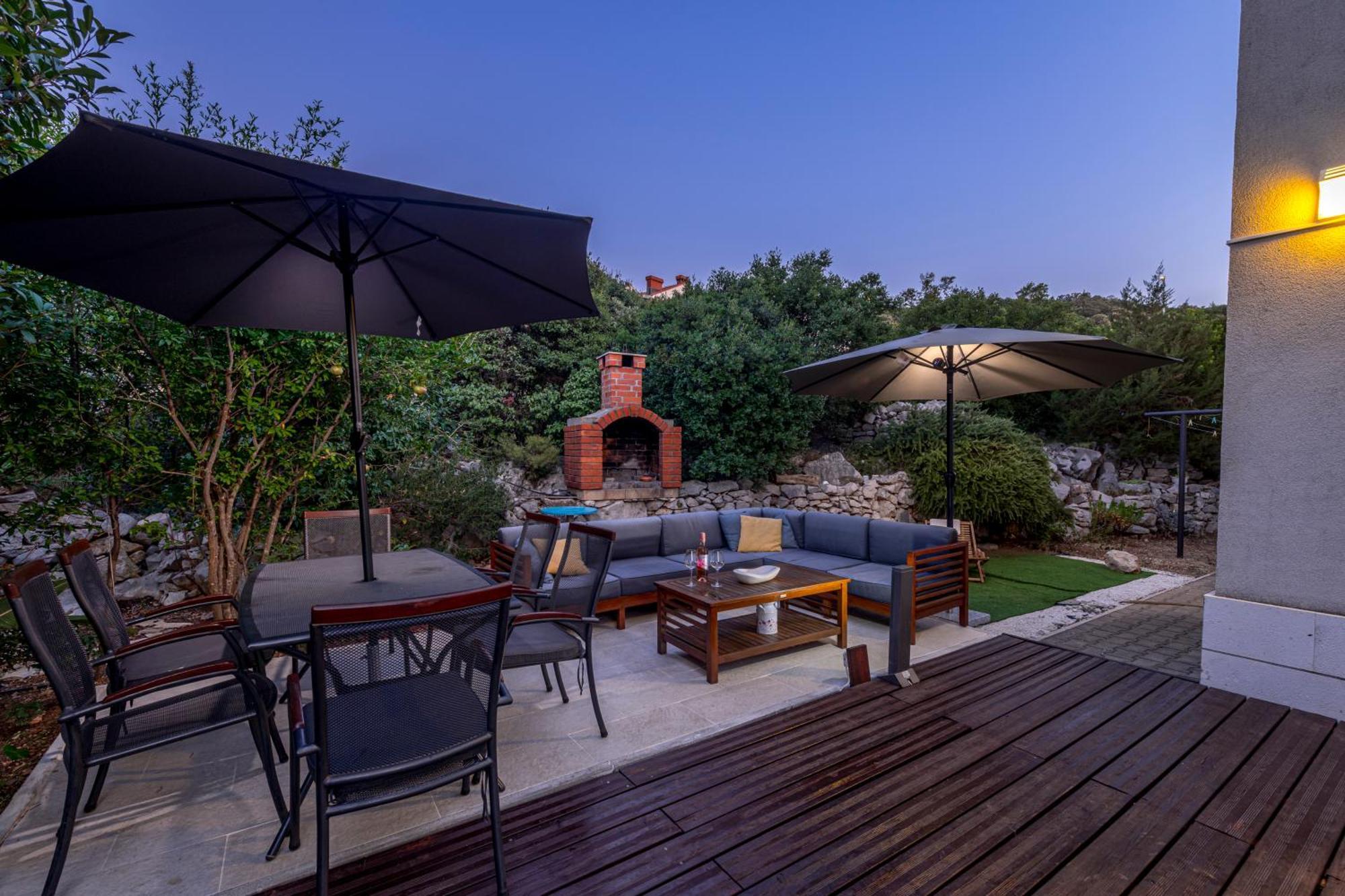 Apartment With Terrace And Mini Pool Green Gold 두브로브니크 외부 사진