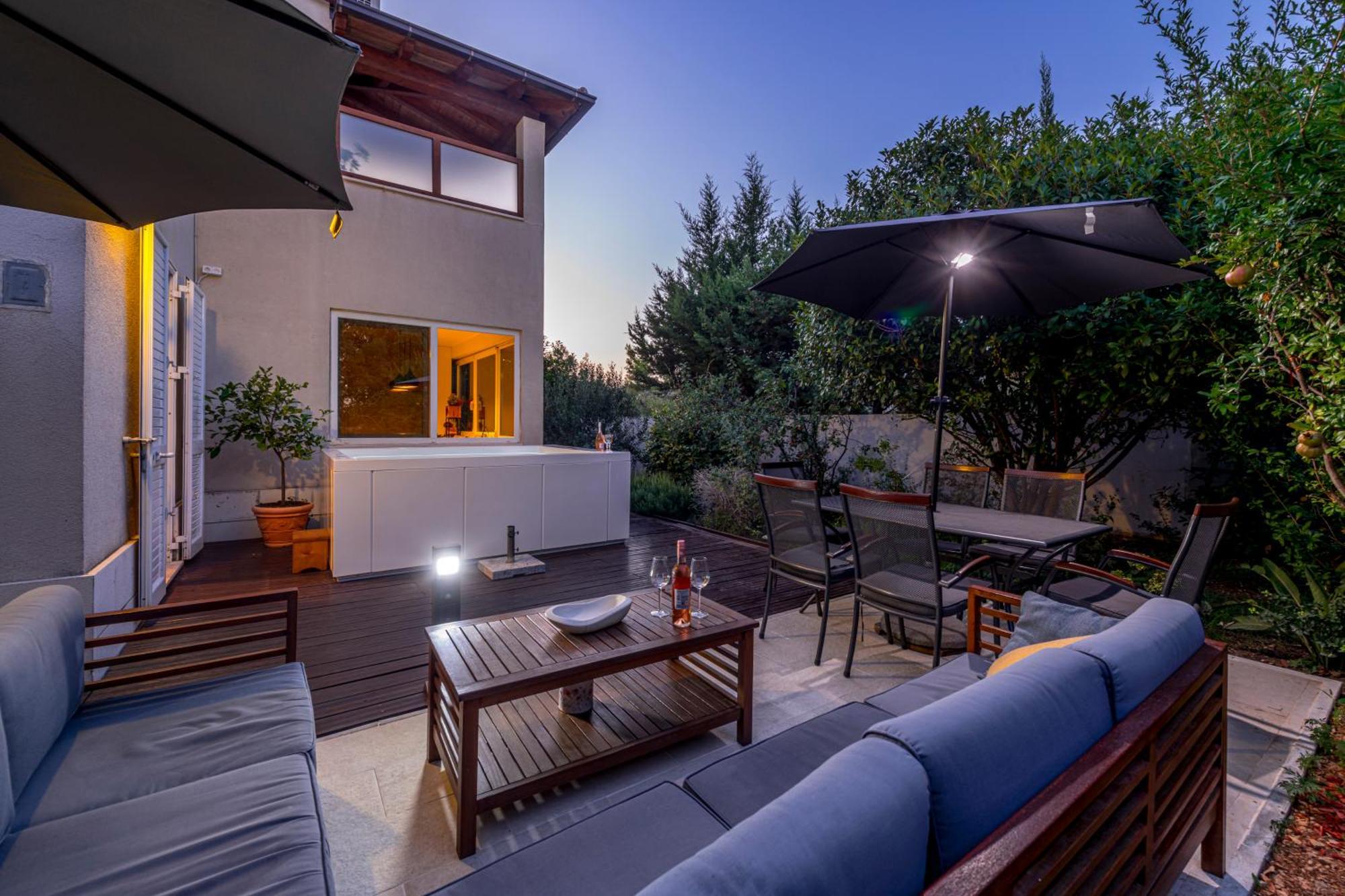 Apartment With Terrace And Mini Pool Green Gold 두브로브니크 외부 사진